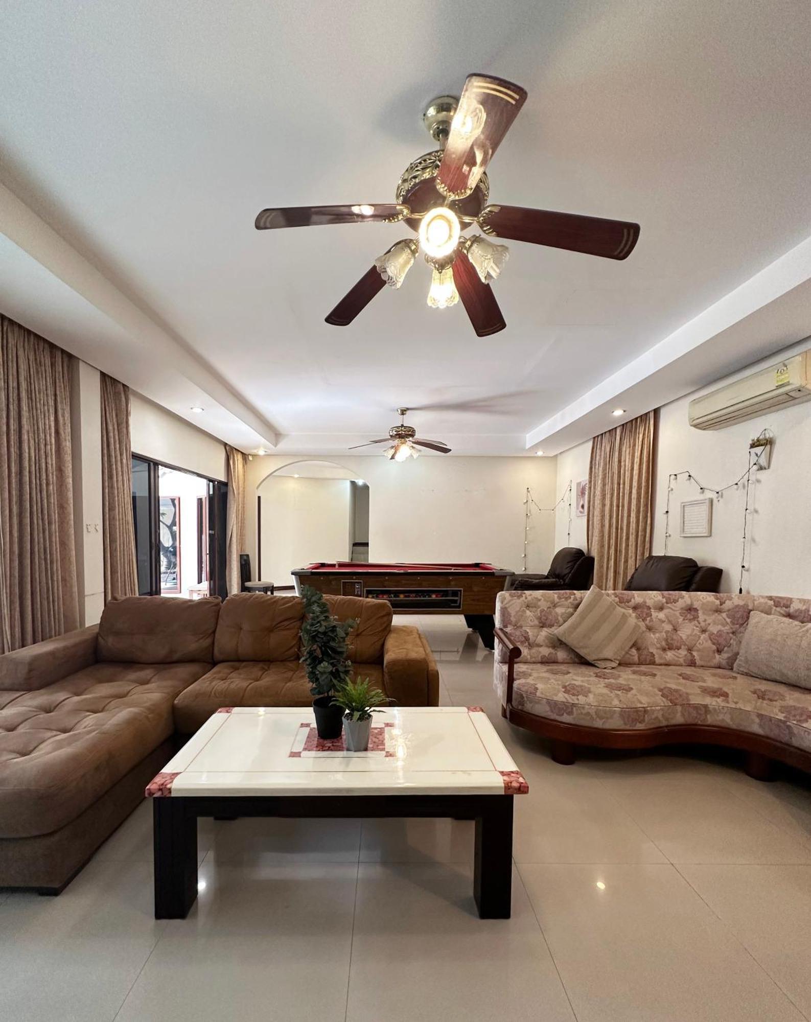 Blooming Hill Boutique Suites باتايا المظهر الخارجي الصورة