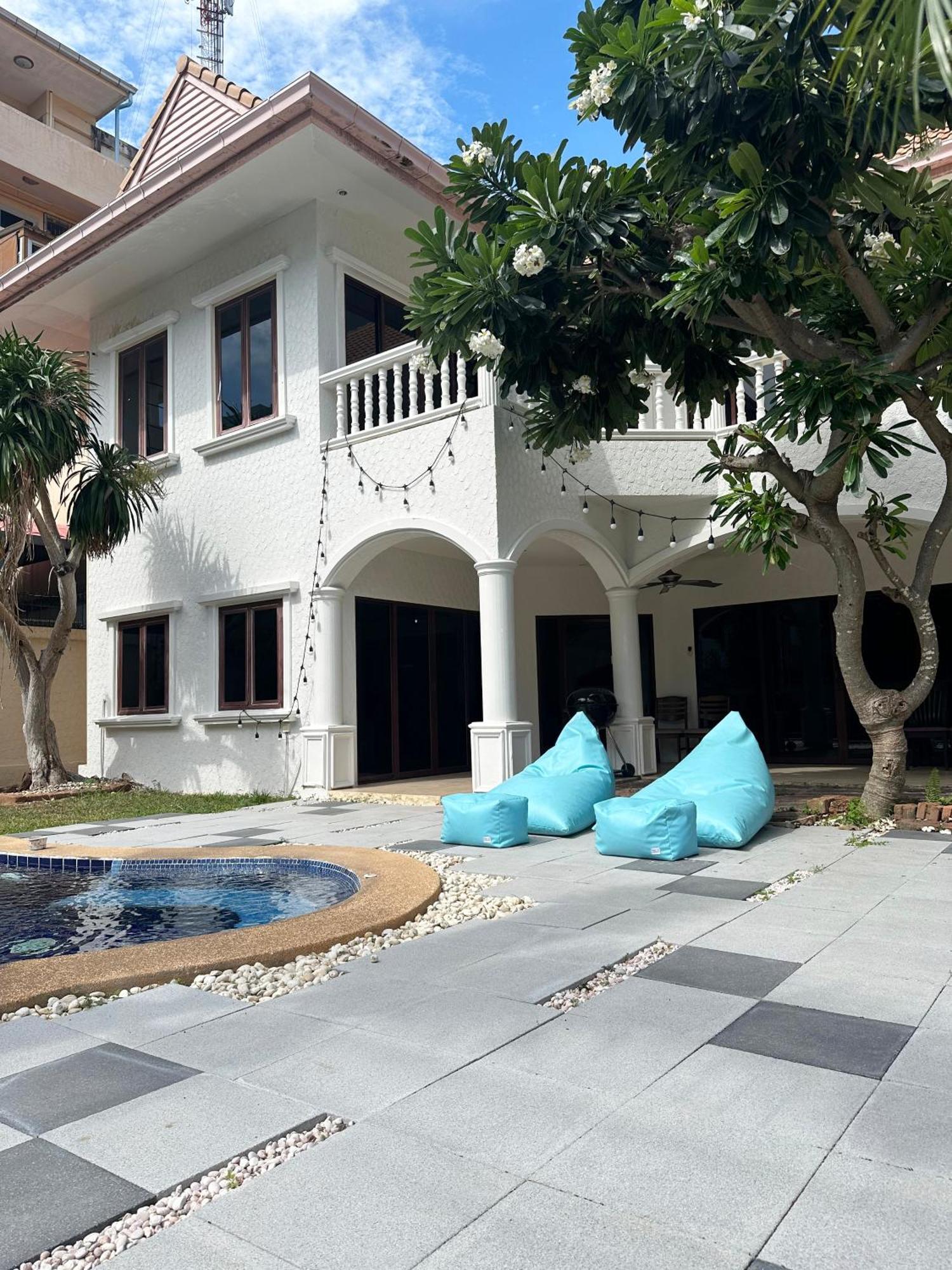 Blooming Hill Boutique Suites باتايا المظهر الخارجي الصورة